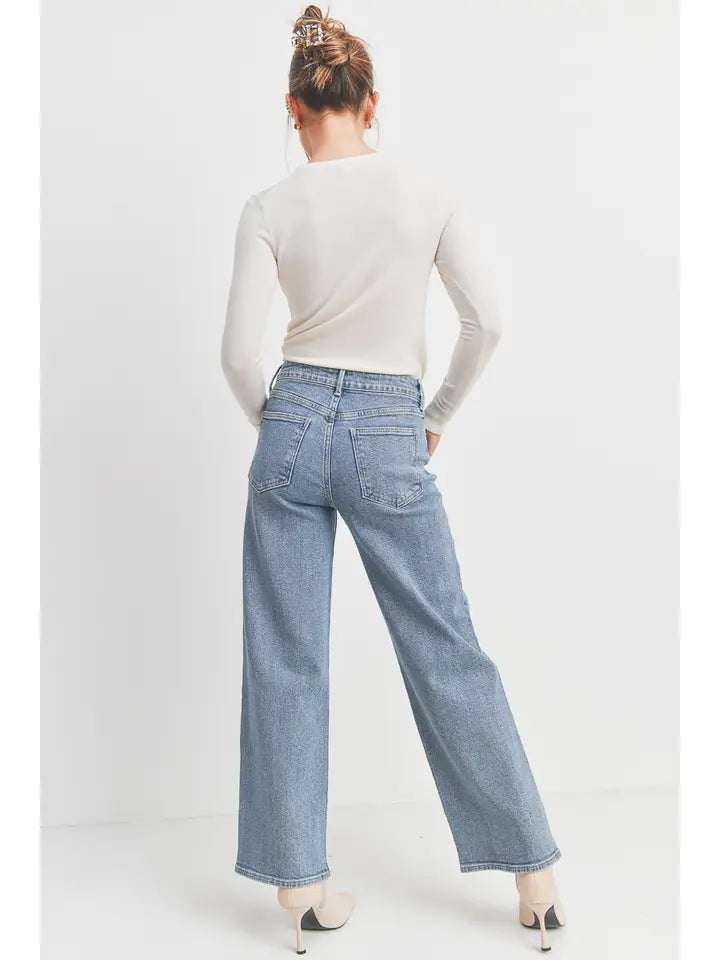 High Rise Straight Jean
