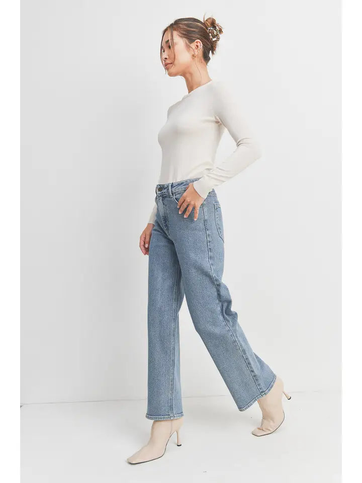 High Rise Straight Jean